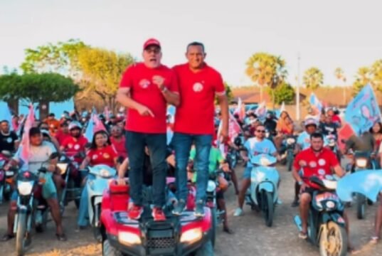 Prefeito de Itapipoca diz que fará estrada em comunidade se esposa conseguir 80% dos votos para deputada estadual