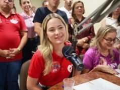 Tainah defende reeleição do governador Elmano em entrevistas e atividades de campanha