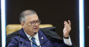Dino manda Polícia Federal investigar atuação da CVM no caso Master