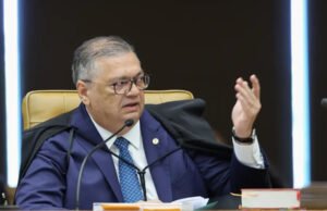 Dino manda Polícia Federal investigar atuação da CVM no caso Master