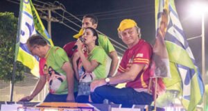Manu Pimenta mobiliza apoiadores para atos políticos no Sertão Central e em Fortaleza na reta final da campanha