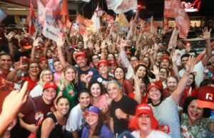 Tainah Marinho e Romeu Aldigueri promovem bandeiraço em Fortaleza