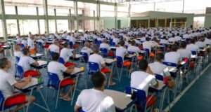Ceará registra recorde de inscrições de detentos no Encceja 2026, com mais de 13 mil participantes
