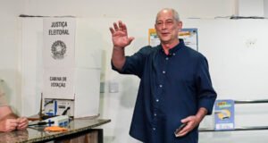 Ciro Gomes pede cassação da chapa de Elmano e novas eleições no Ceará