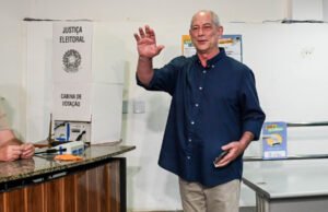 Ciro Gomes pede cassação da chapa de Elmano e novas eleições no Ceará