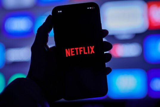 Netflix reajusta planos no Brasil e leva assinatura Premium a R$ 71,90