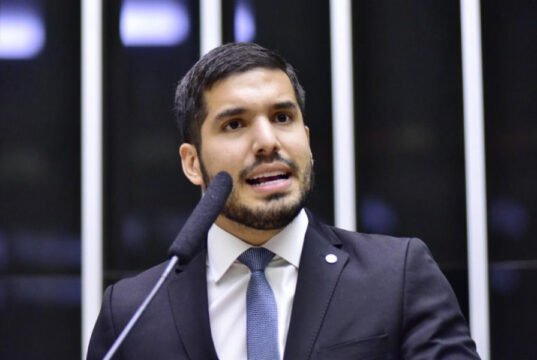 André Fernandes tem uma das dez maiores votações proporcionais para deputado federal no país