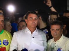 Aliados próximos da família Bolsonaro são informados de que Flávio fugiu do Brasil, informa jornalista