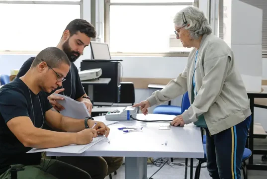 Ceará registra menor abstenção do Brasil no 1º turno das eleições 2026